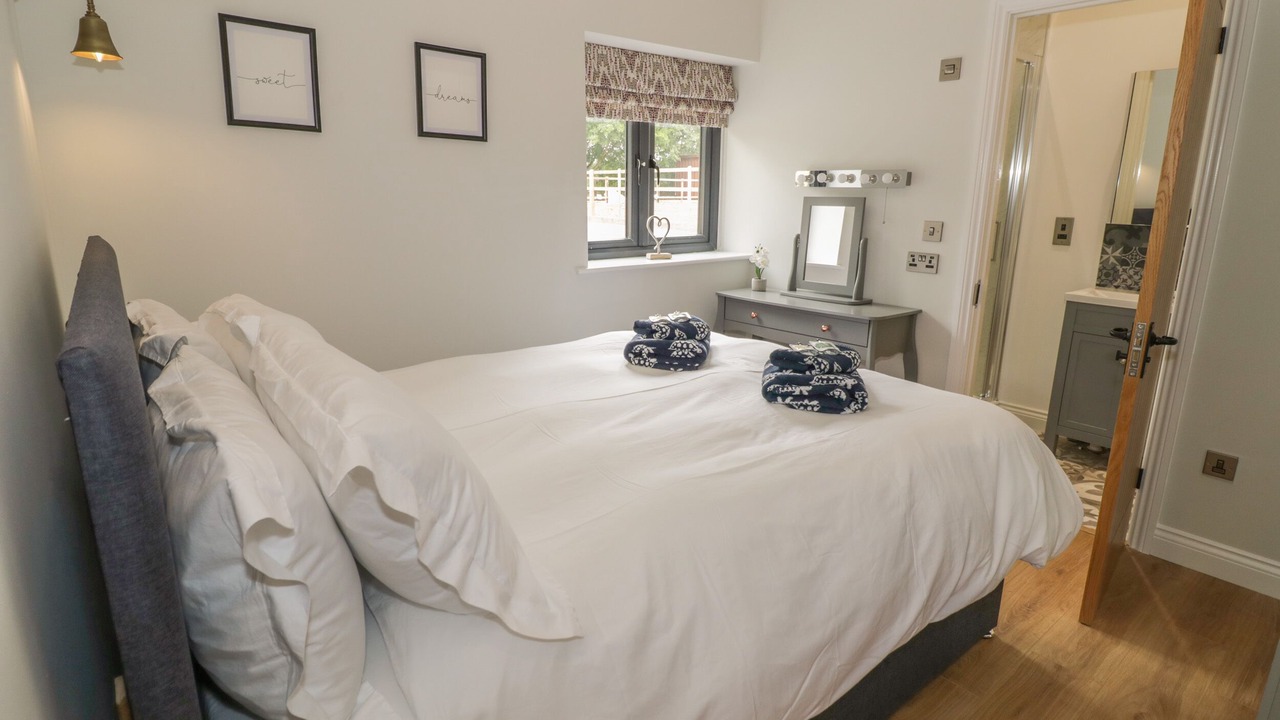 Photo of Others in Weston under Penyard