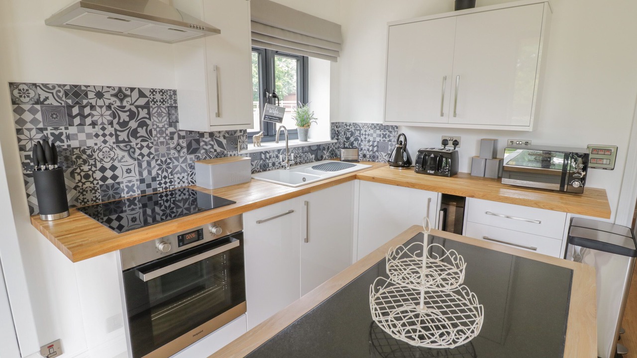 Photo of Others in Weston under Penyard