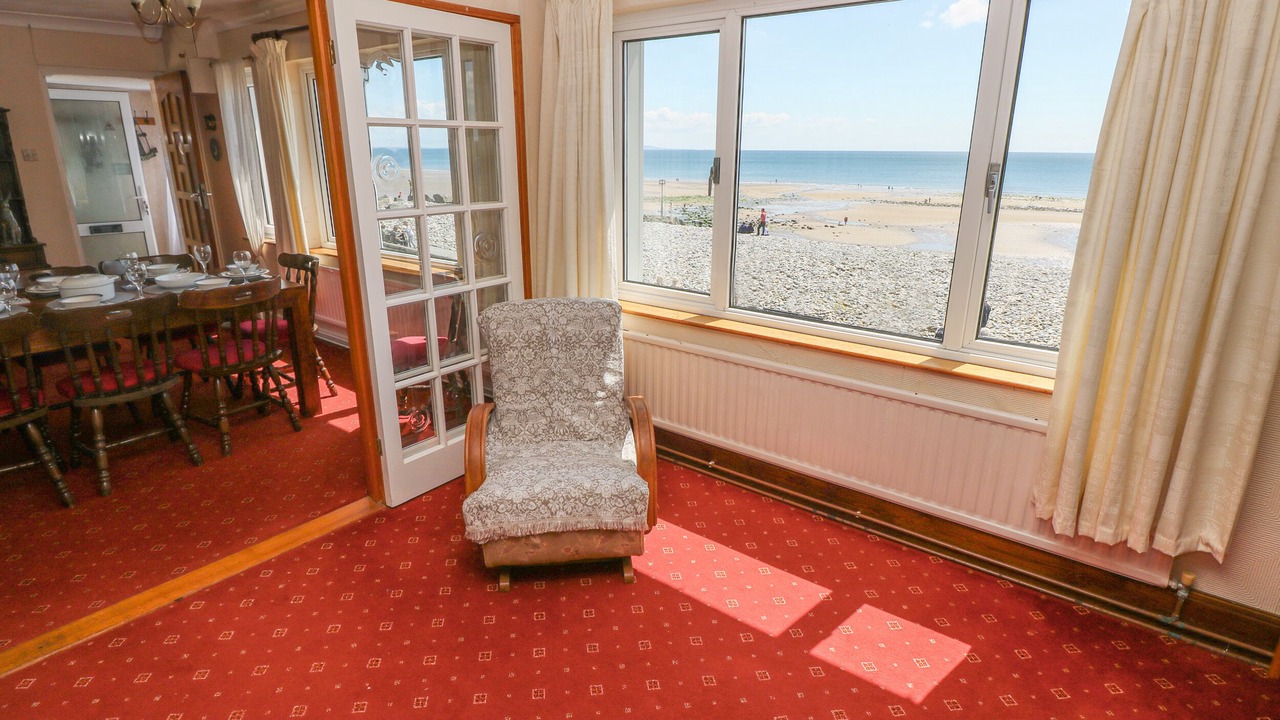 Photo of Others in Amroth