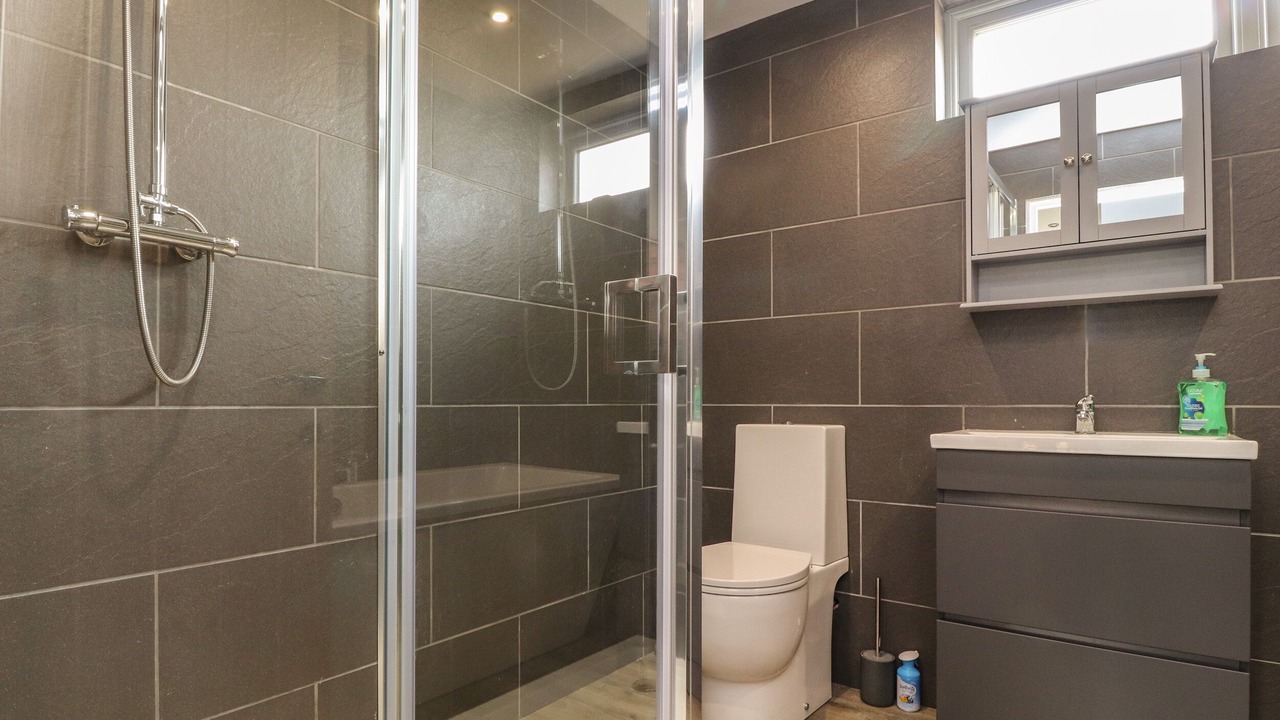 Photo of Others in Wray