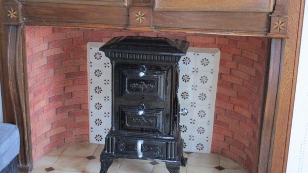 Photo of Others in Esley