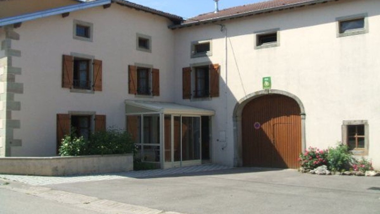 Photo of Outdoor in Esley