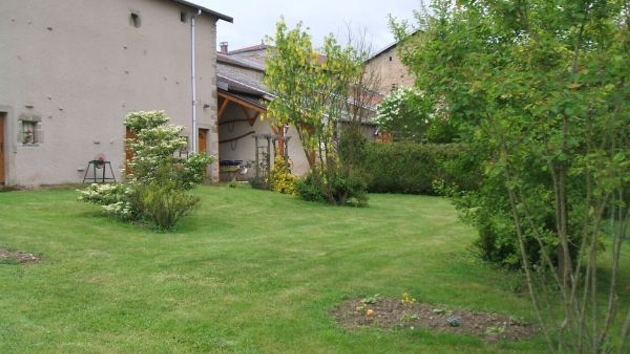 Photo of Outdoor in Esley