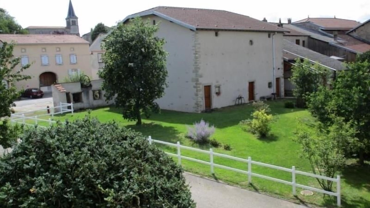 Photo of Outdoor in Esley