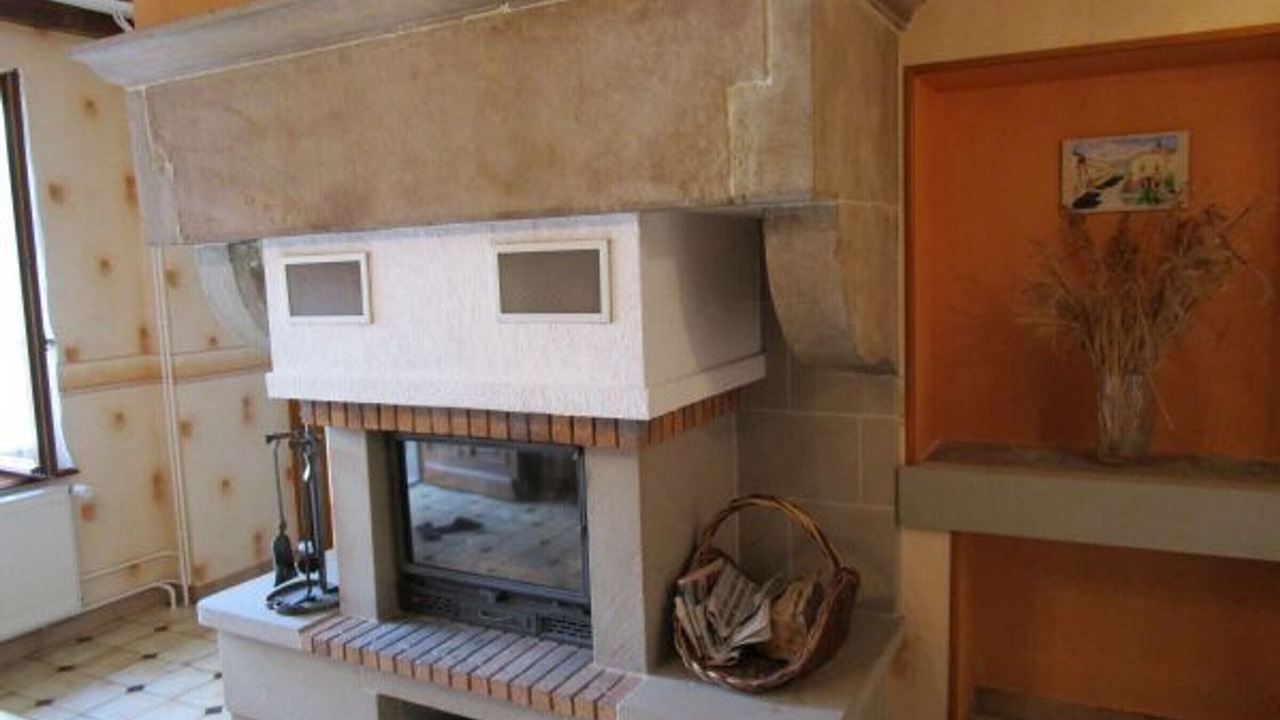 Photo of Others in Esley