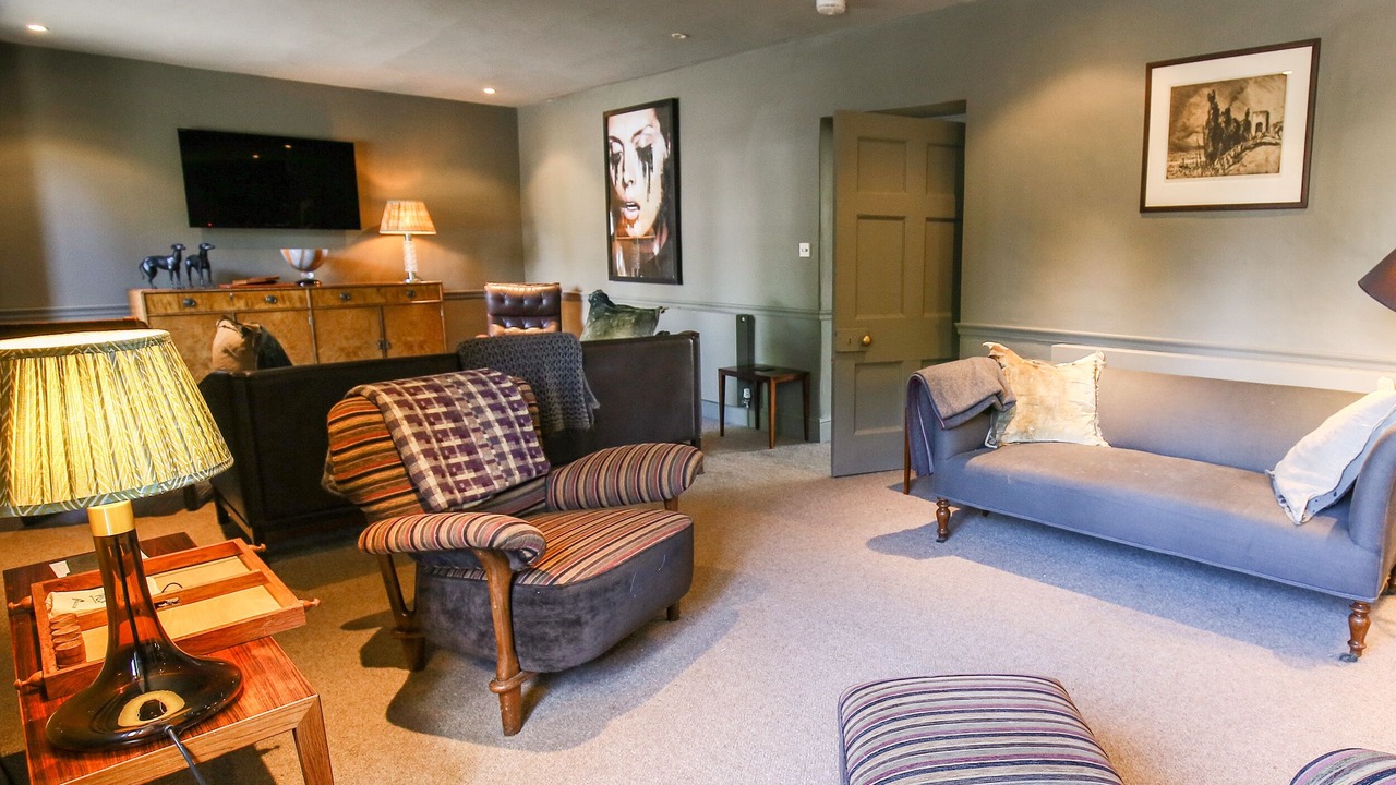 Photo of Bedroom in Coln St Aldwyns