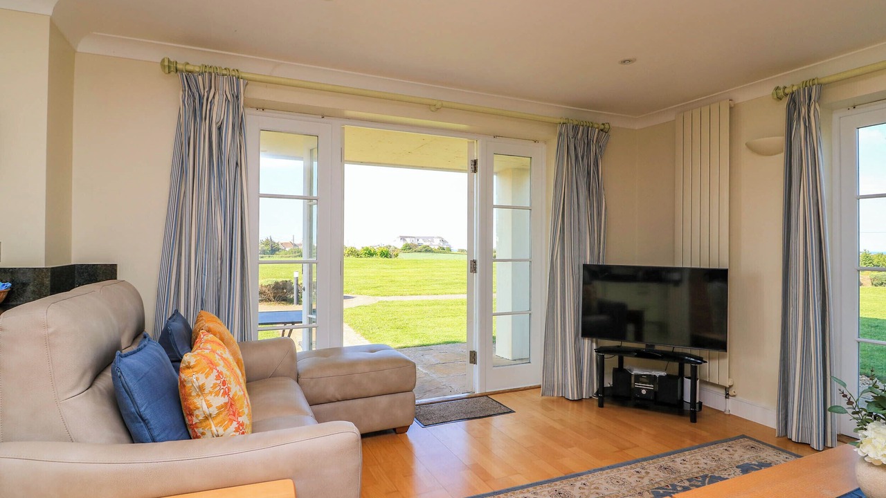 Photo of Others in Thurlestone