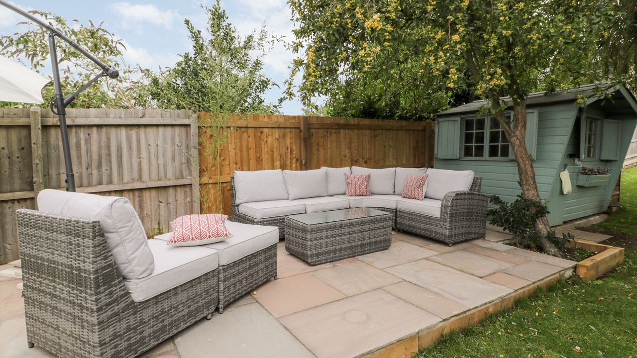 Photo of Patio Balcony in Melton Mowbray