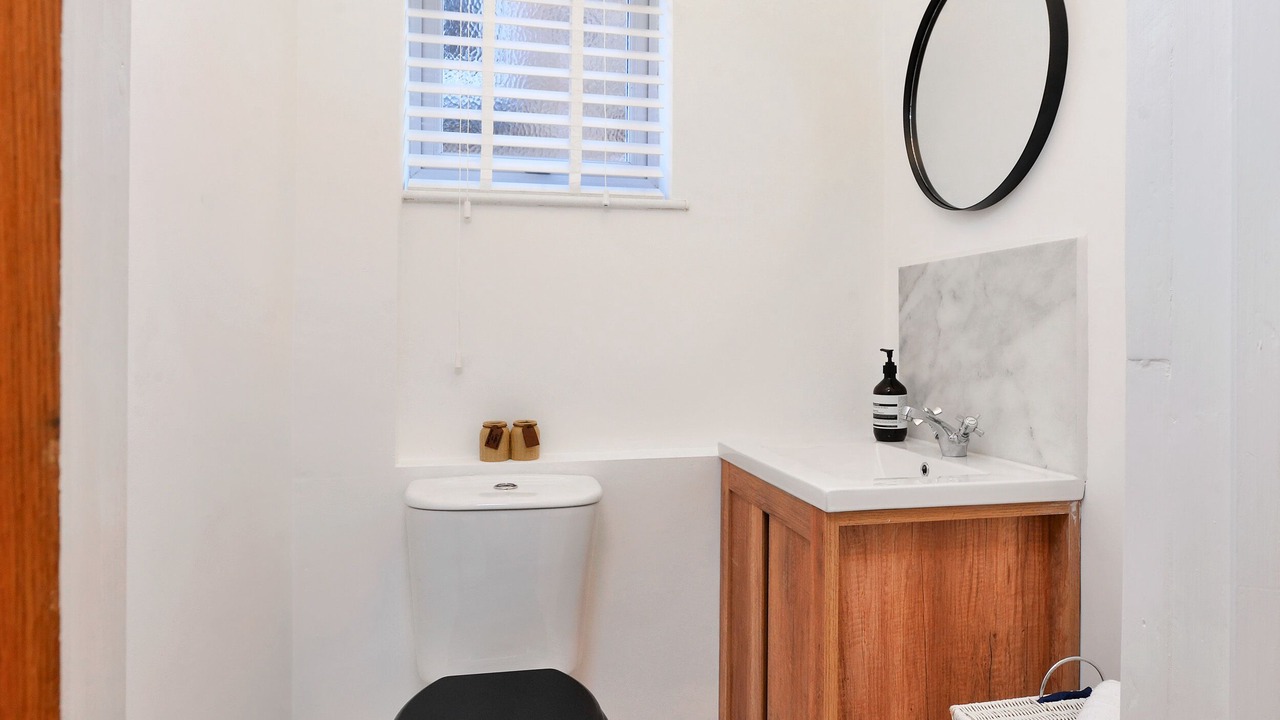 Photo of Bathroom in Melton Mowbray