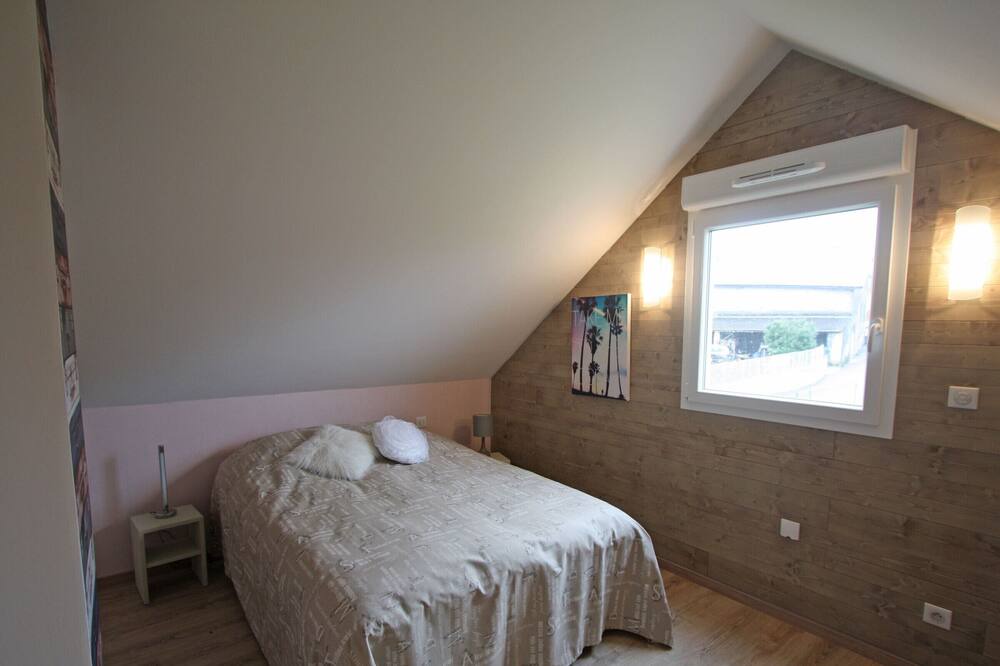 Photo of Bedroom in Chamagne