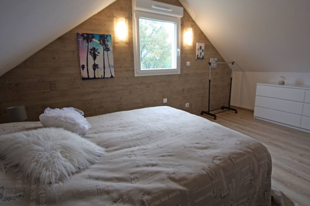 Photo of Bedroom in Chamagne
