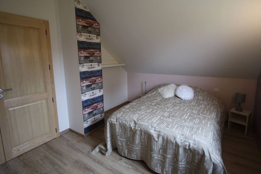 Photo of Bedroom in Chamagne