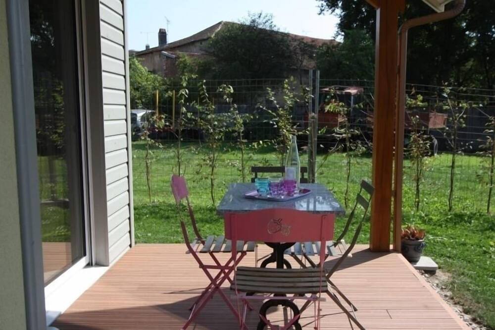 Photo of Patio Balcony in Chamagne