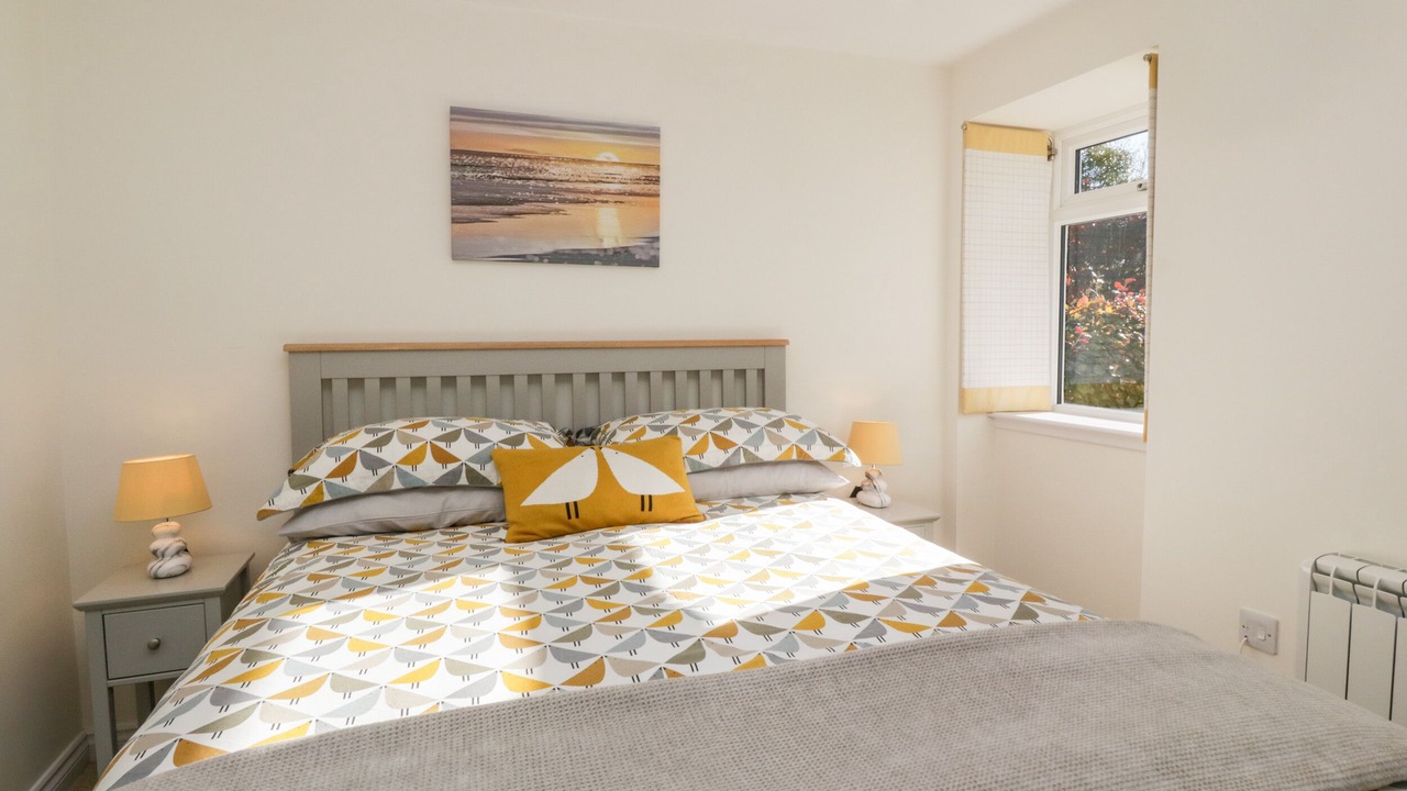 Photo of Others in Bankend