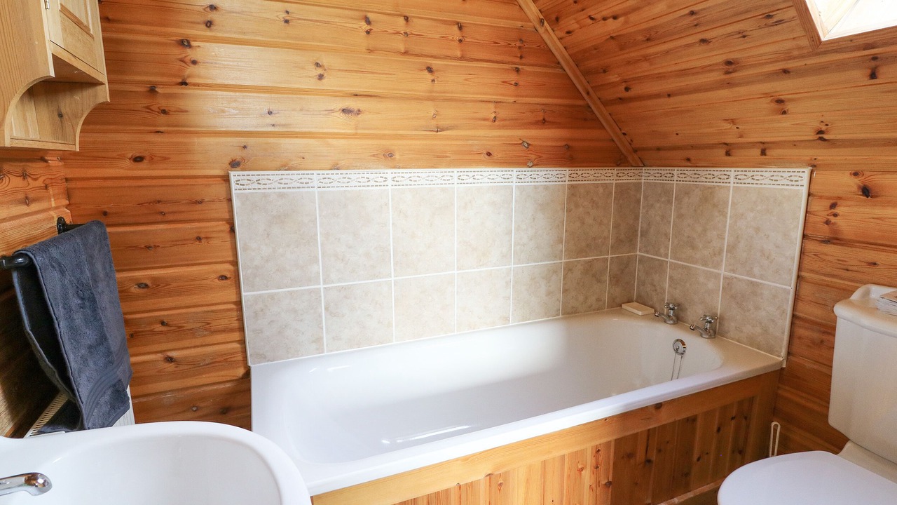 Photo of Bathroom in Evancoyd