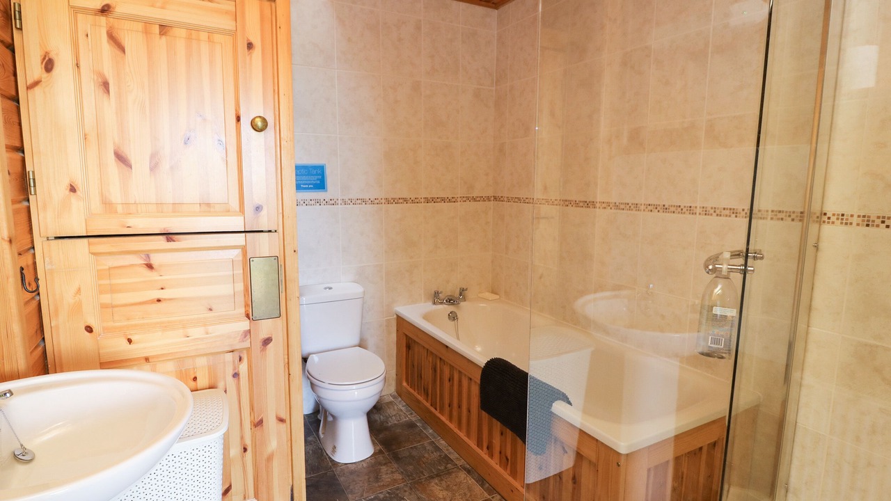 Photo of Others in Evancoyd