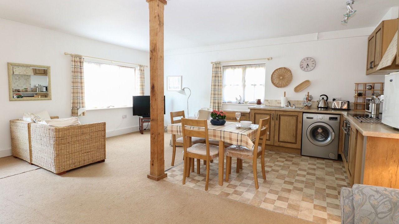 Photo of Others in Howlett End