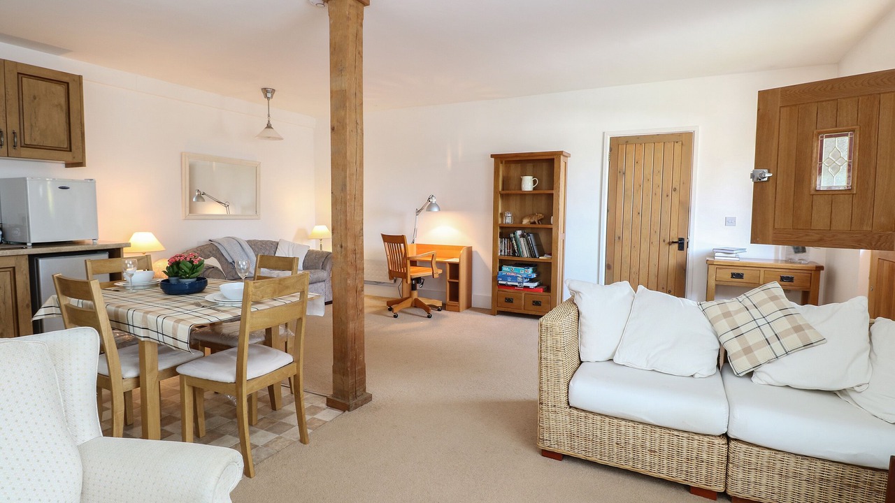 Photo of Others in Howlett End