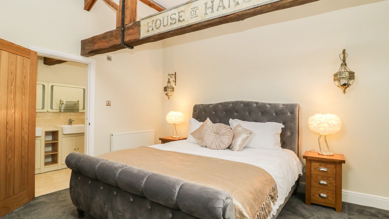 Photo of Others in Lofthouse