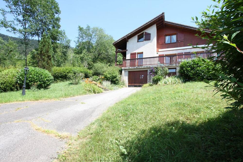 Photo of Outdoor in Nayemont-les-Fosses