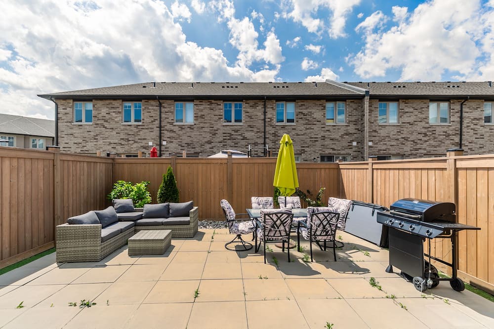 Photo of Patio Balcony in Stoney Creek