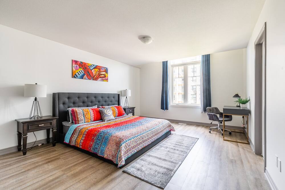 Photo of Bedroom in Stoney Creek