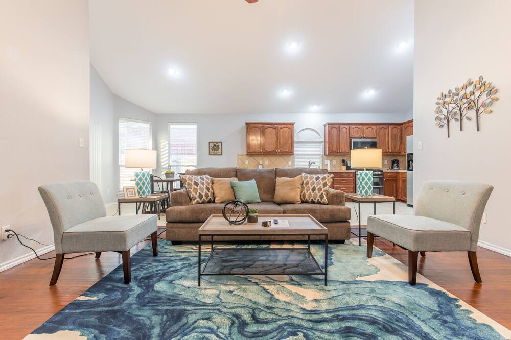 Photo of Livingroom in Fort Worth