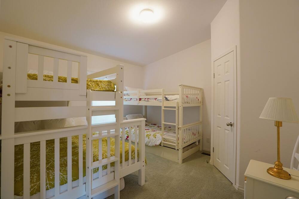 Photo of Bedroom in Nashoba