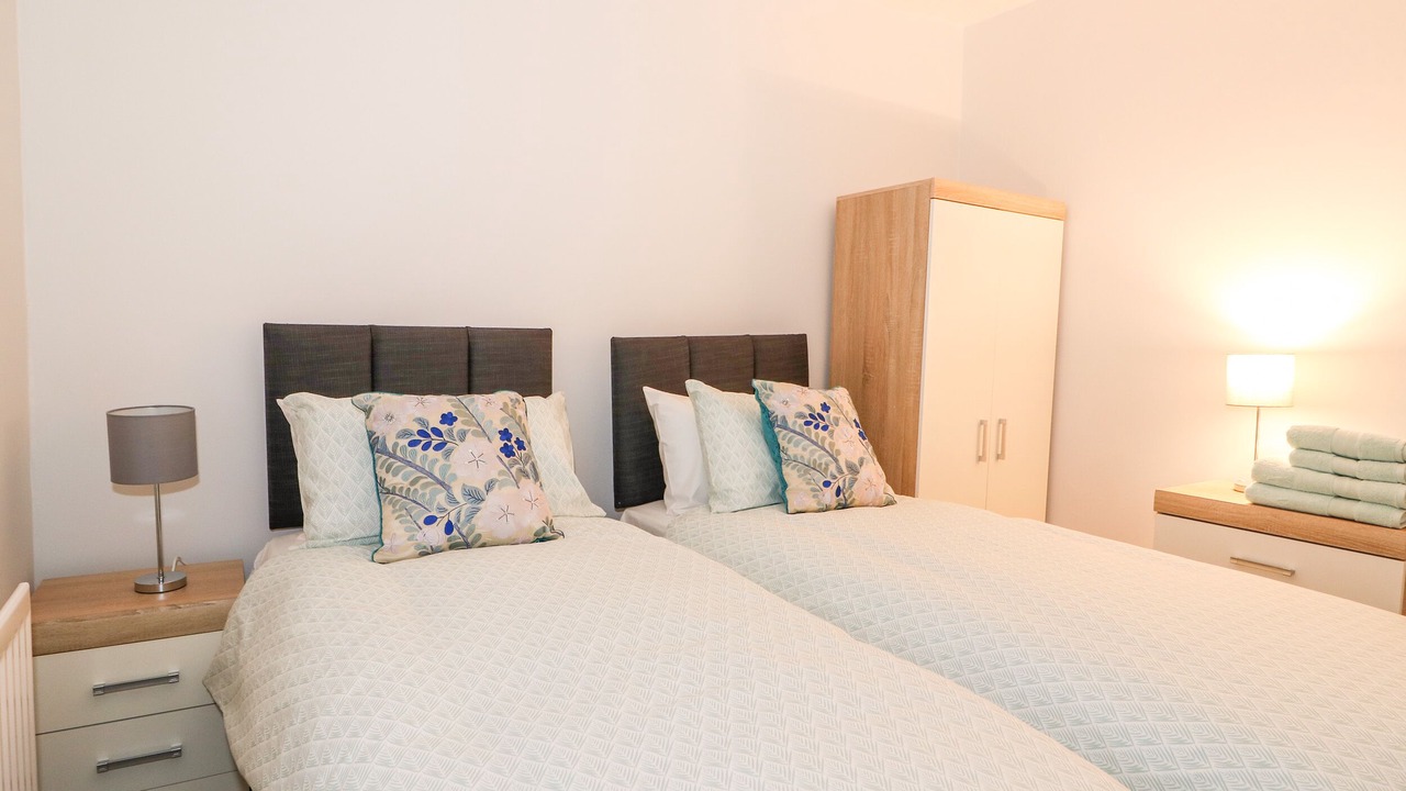 Photo of Others in Lincoln