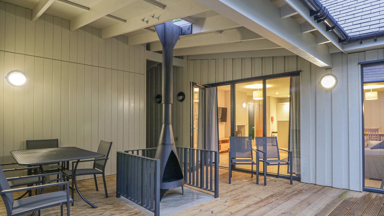 Photo of Others in Alvie