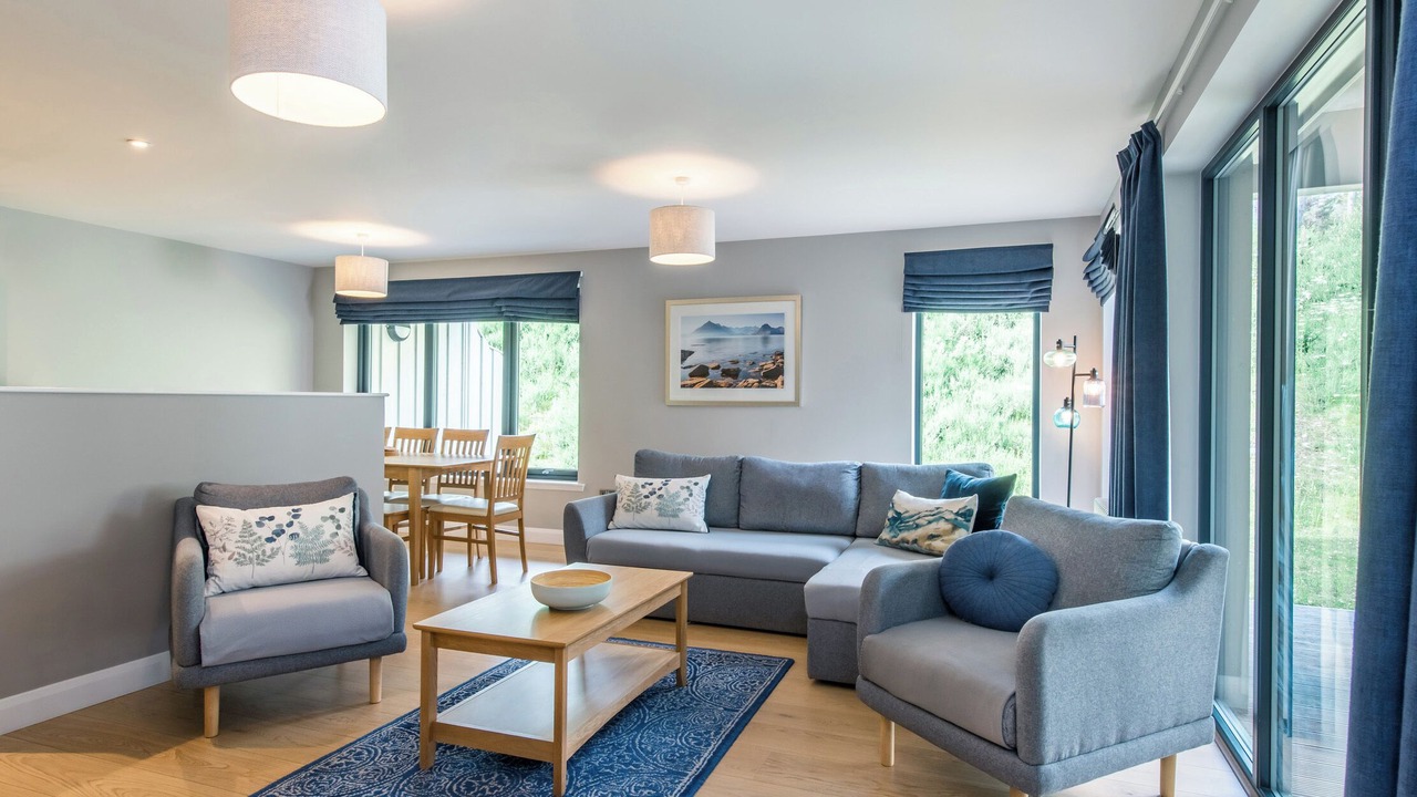 Photo of Others in Alvie