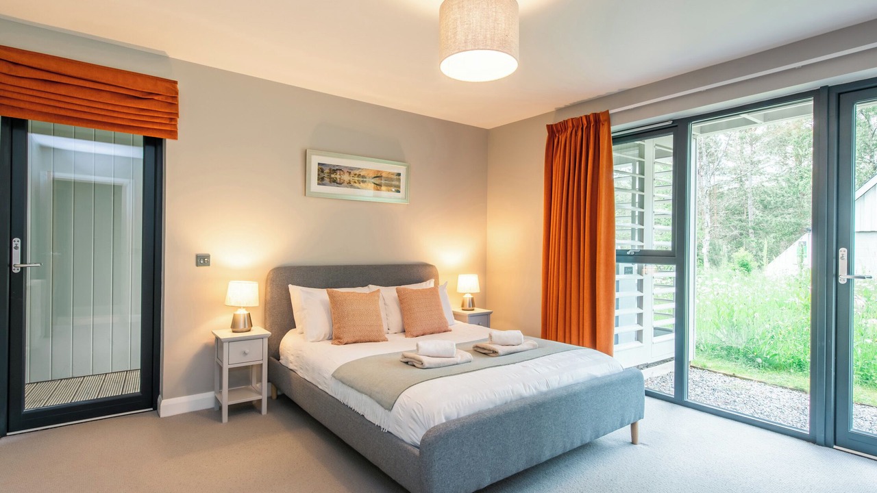 Photo of Others in Alvie