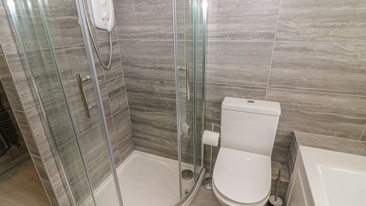 Photo of Bathroom in Cark