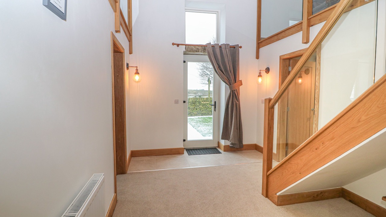 Photo of Others in Saddleworth