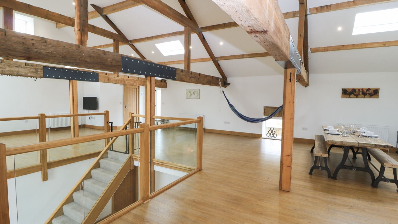 Photo of Others in Saddleworth