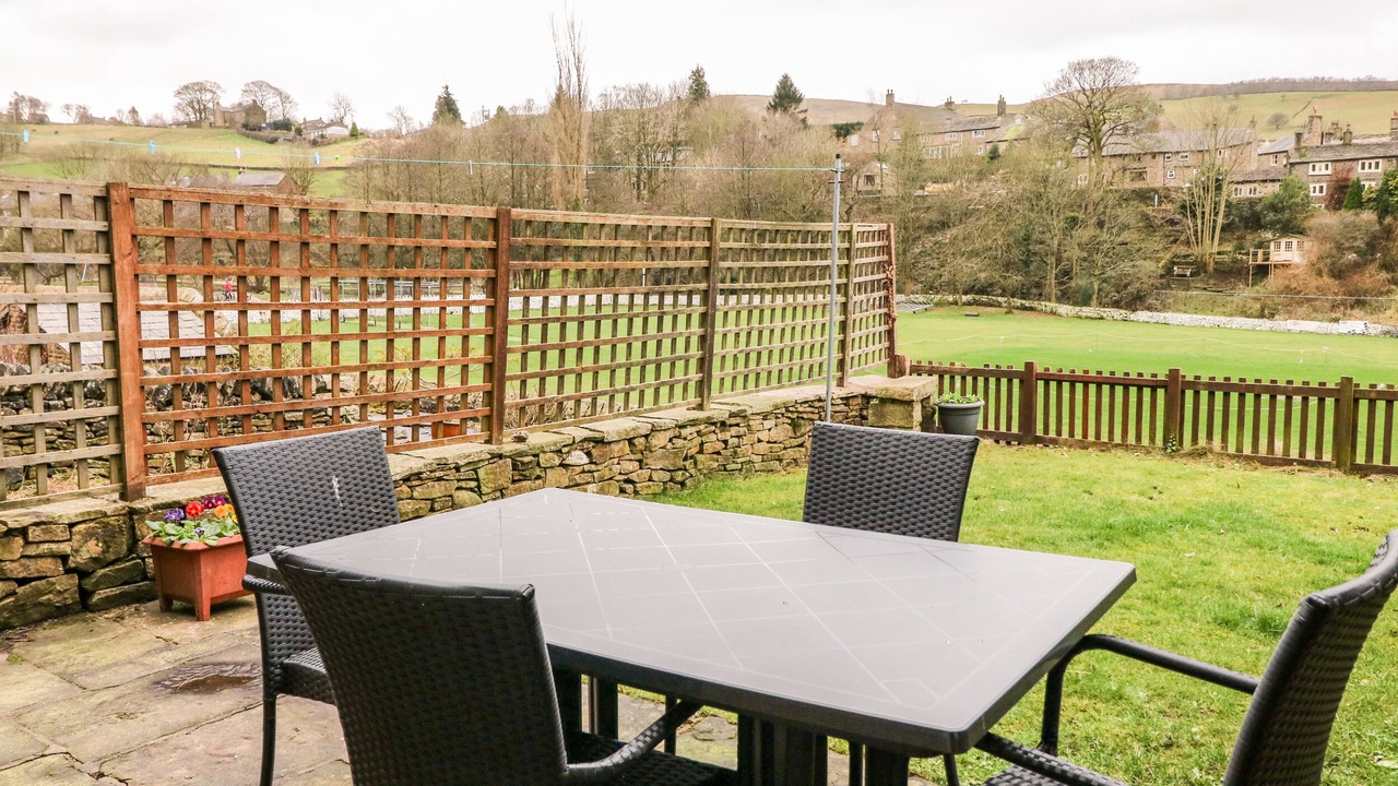 Photo of Others in Hayfield