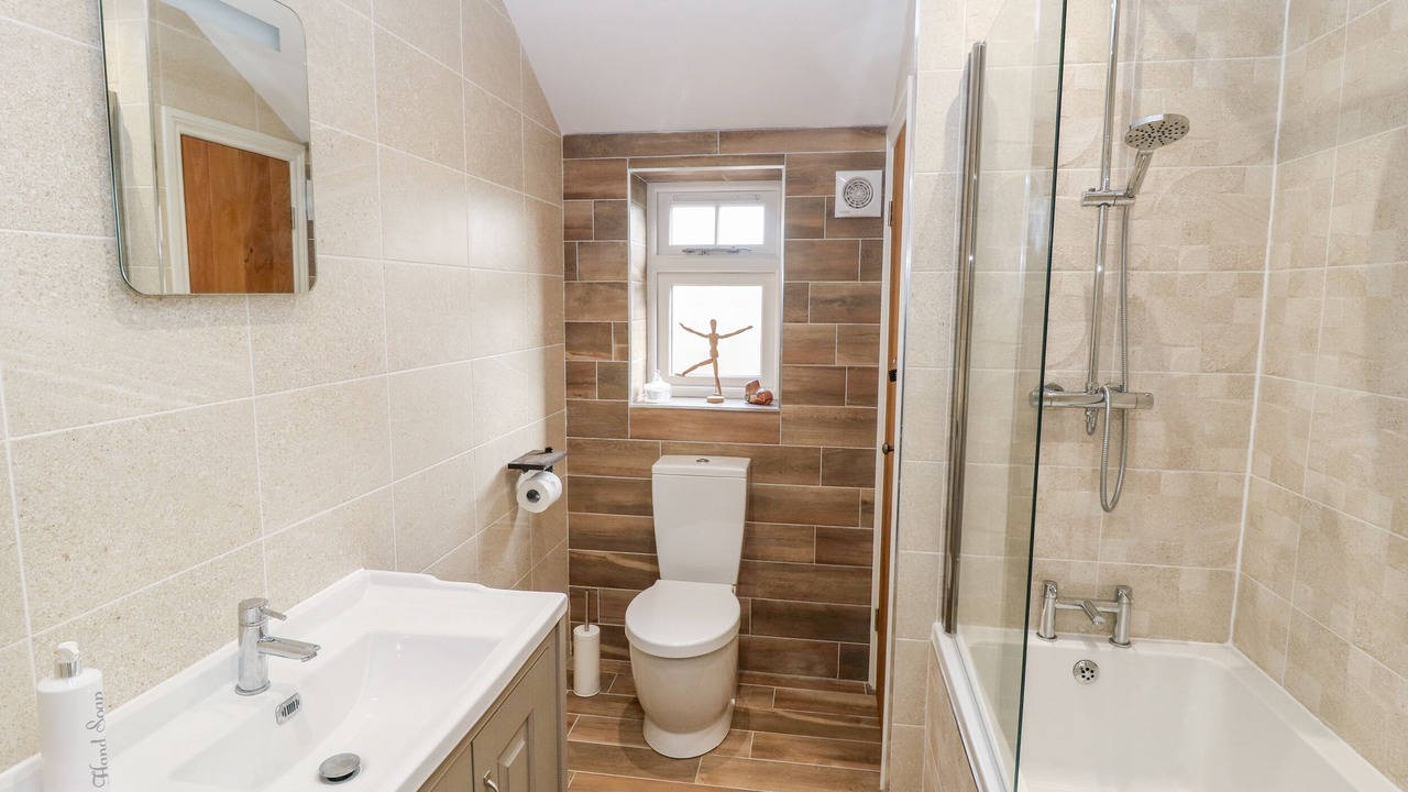 Photo of Bathroom in Fridaythorpe