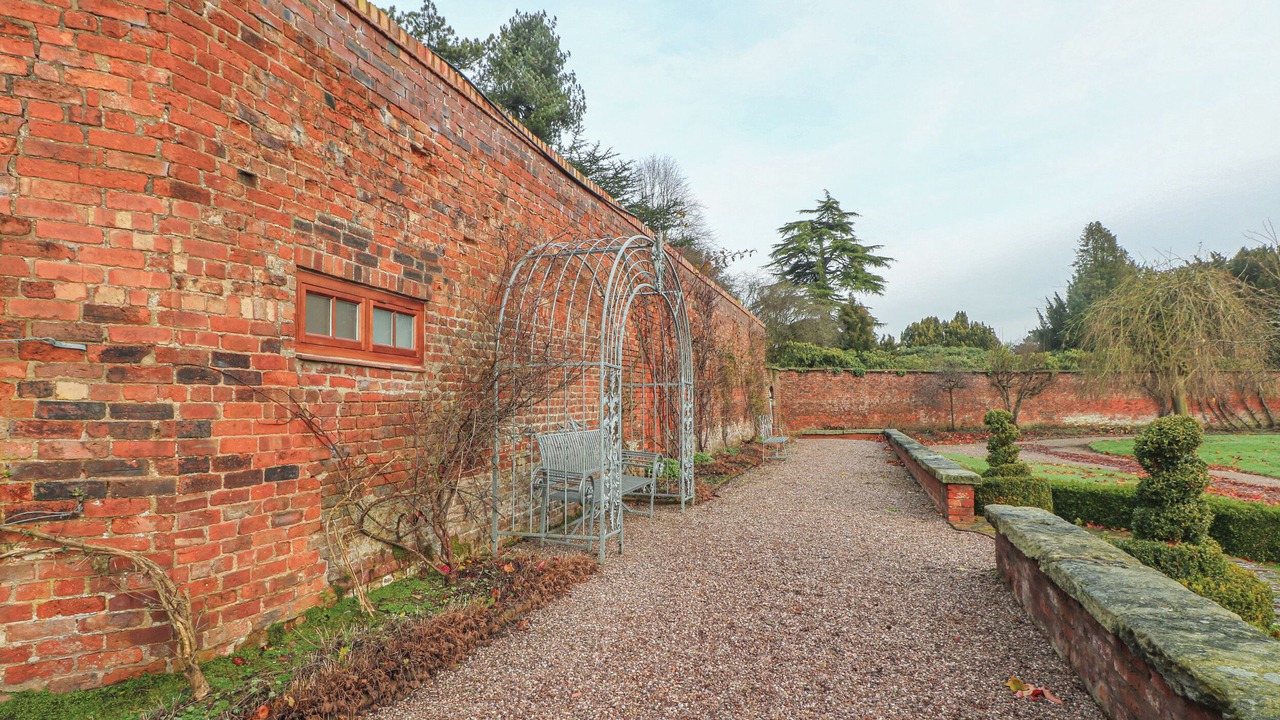 Photo of Others in Macclesfield