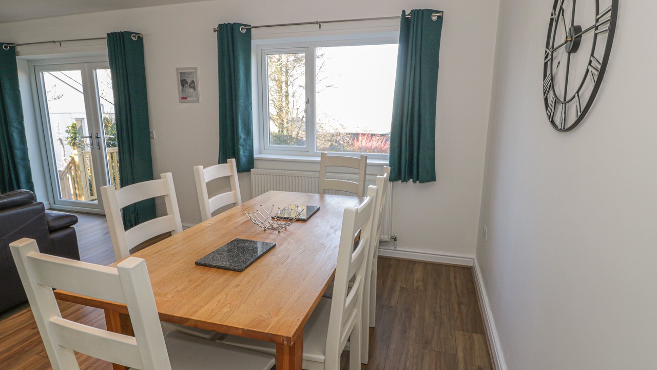 Photo of Others in Dinas