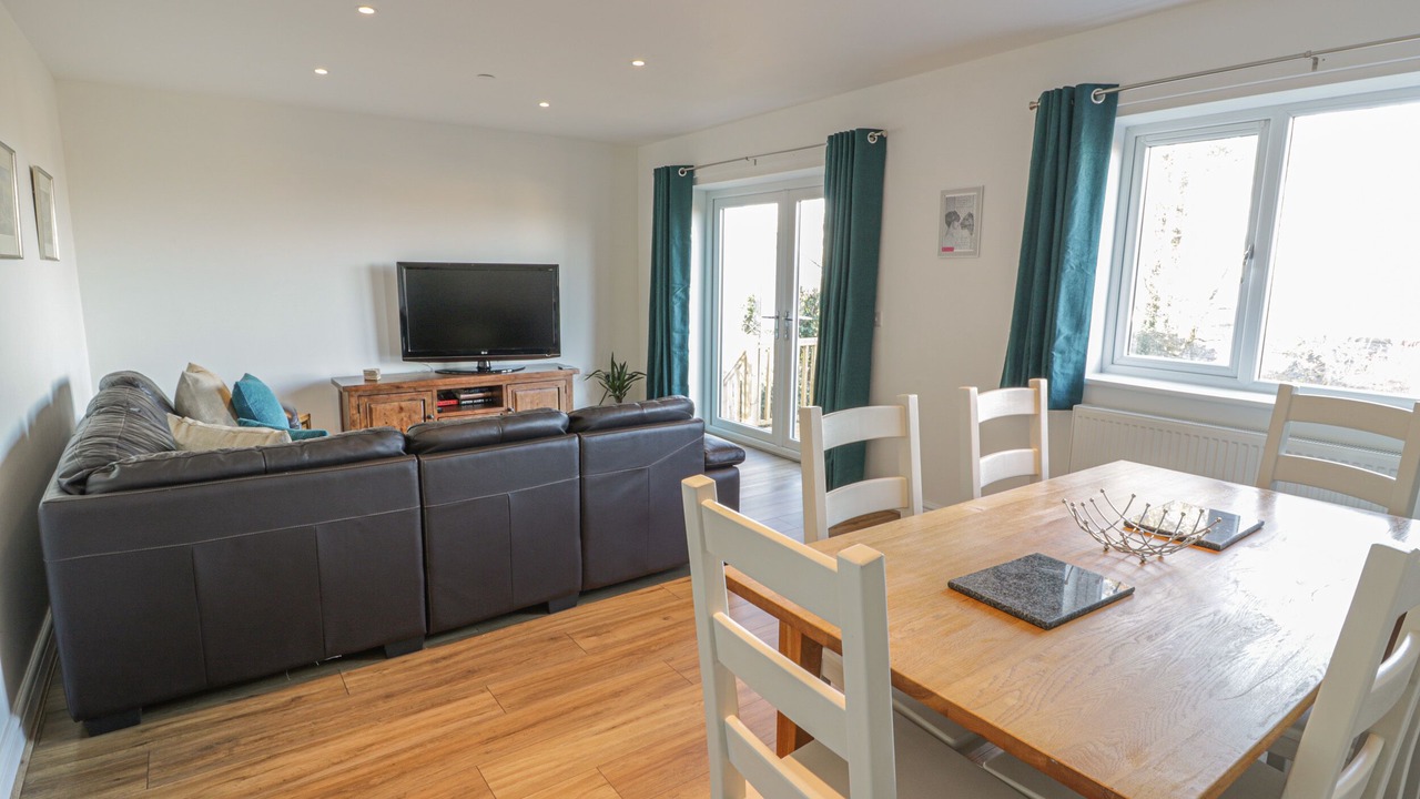 Photo of Others in Dinas