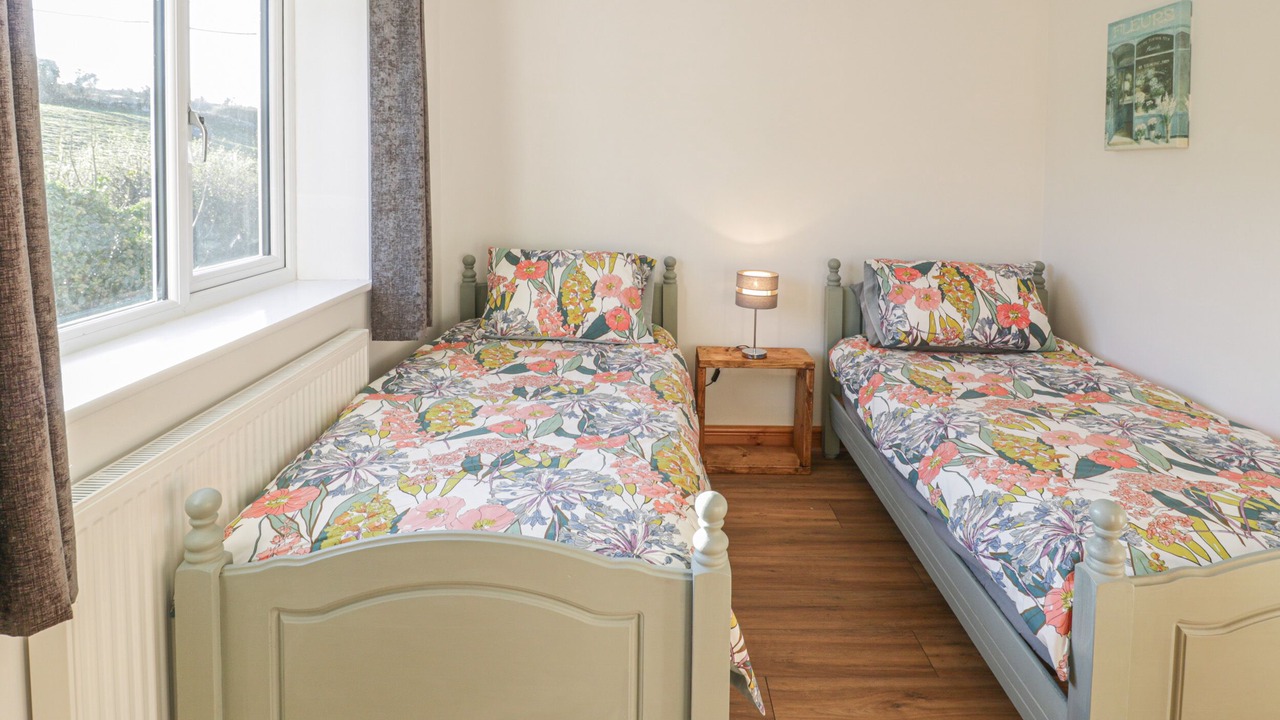 Photo of Others in Dinas