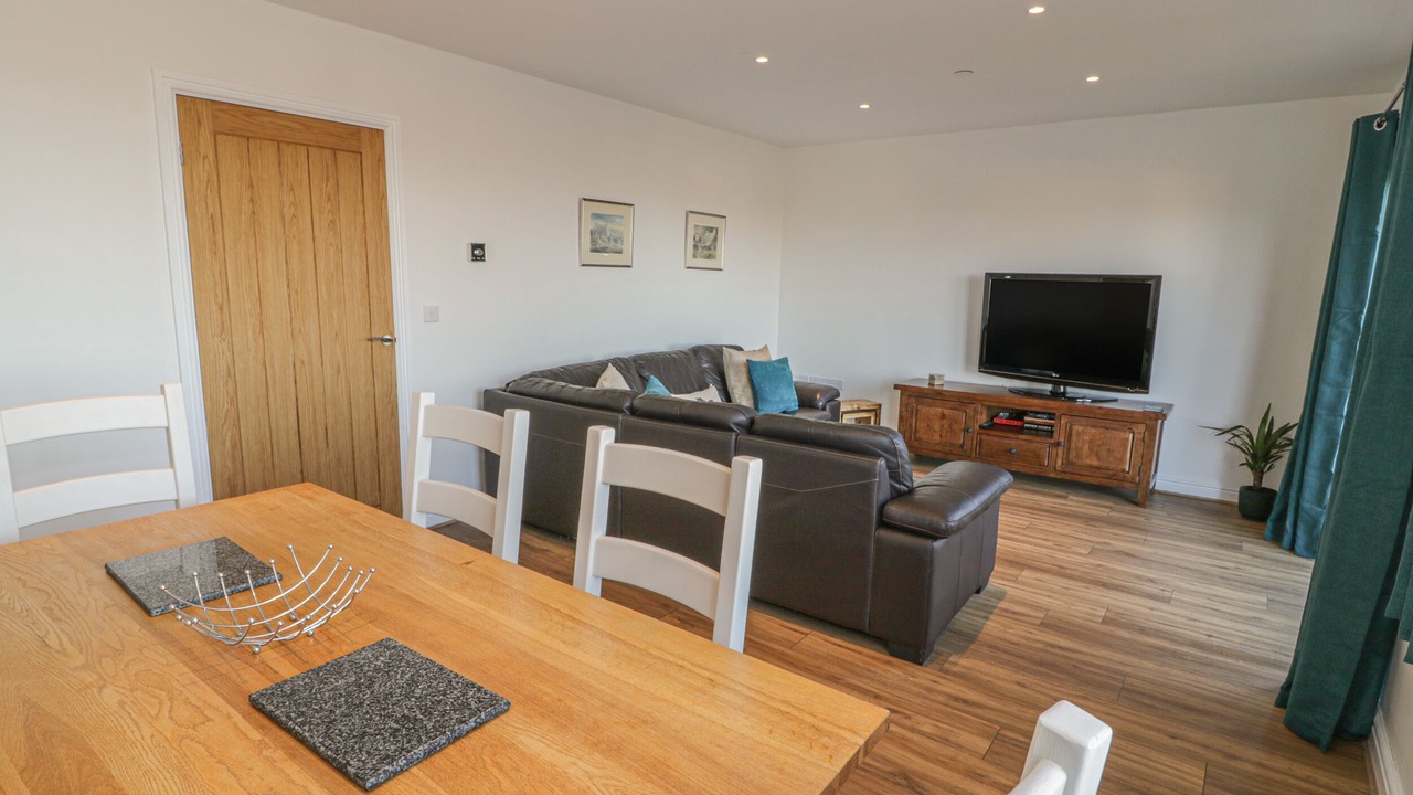 Photo of Others in Dinas