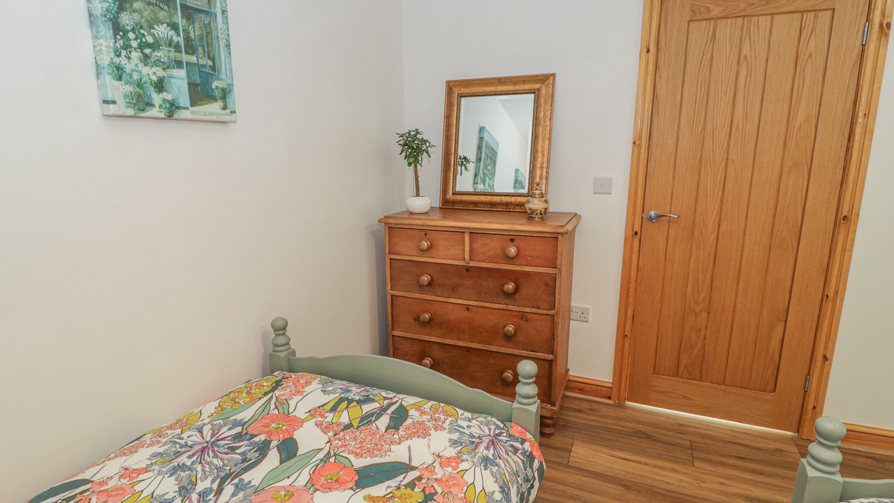 Photo of Others in Dinas