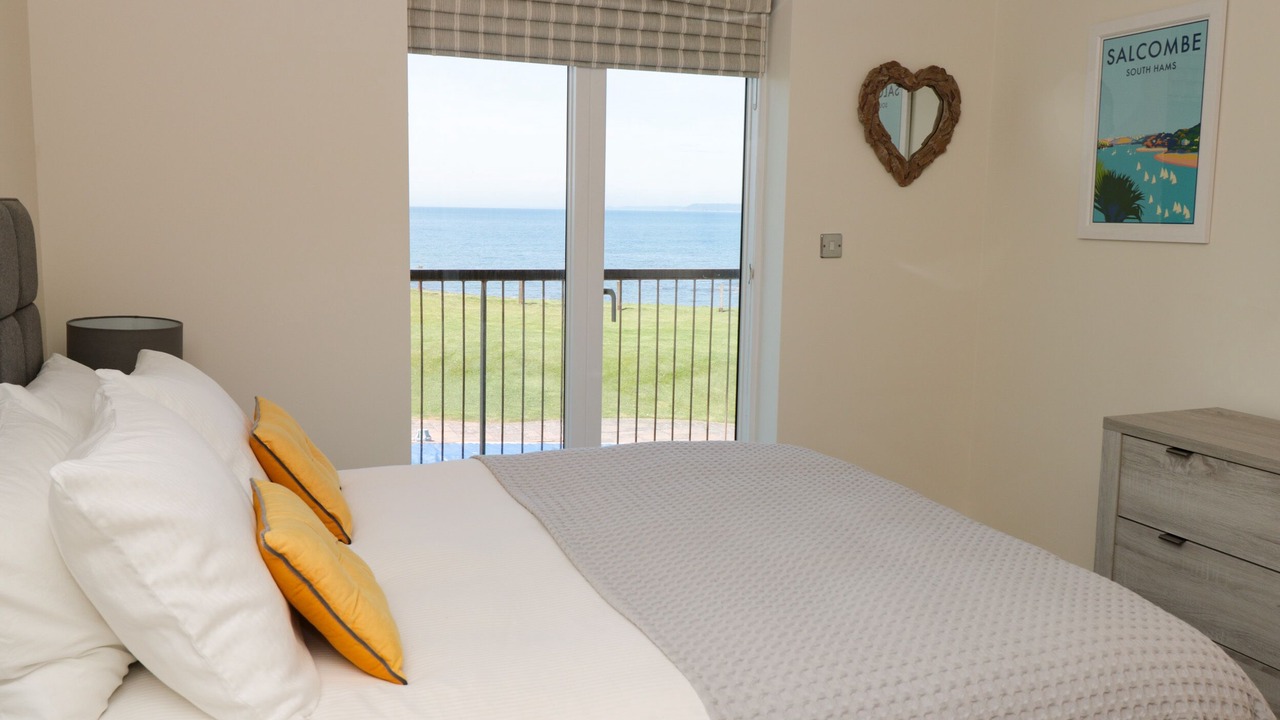 Photo of Others in Thurlestone