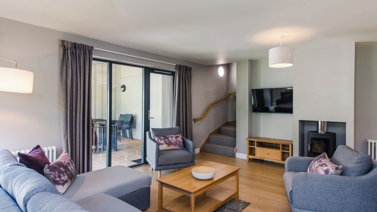 Photo of Others in Alvie