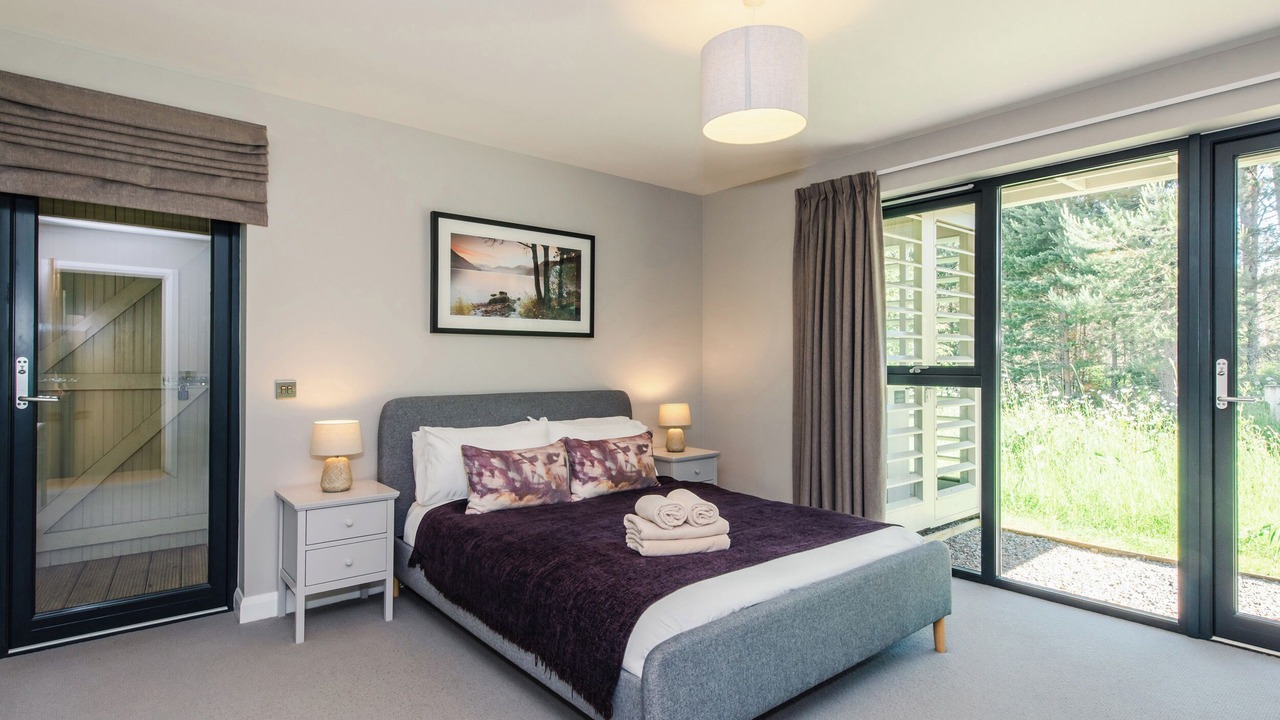 Photo of Others in Alvie