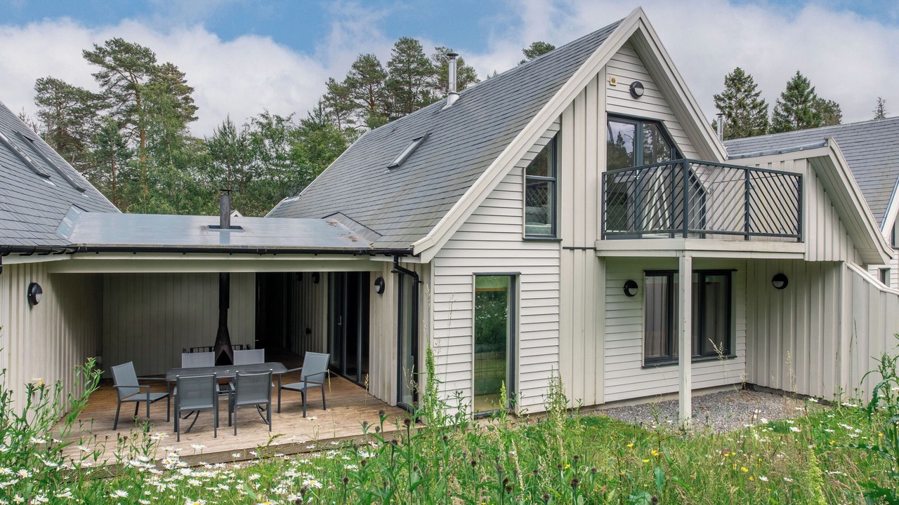 Photo of Outdoor in Alvie