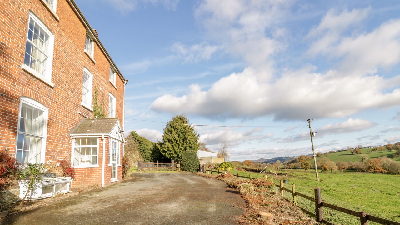 Photo of Others in Llanfair Caereinion