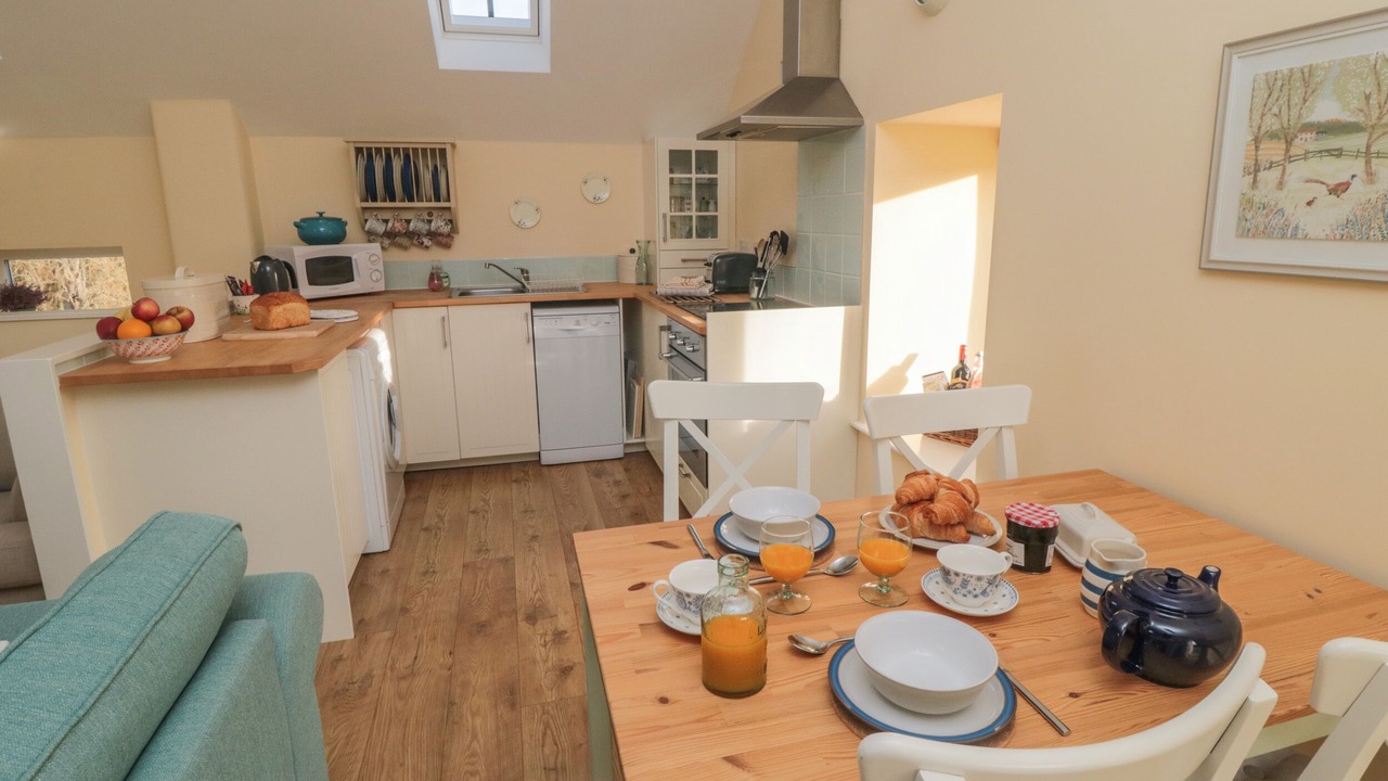 Photo of Others in Chop Gate