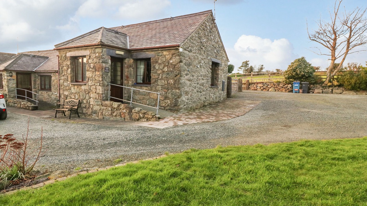 Photo of Outdoor in Gaerwen